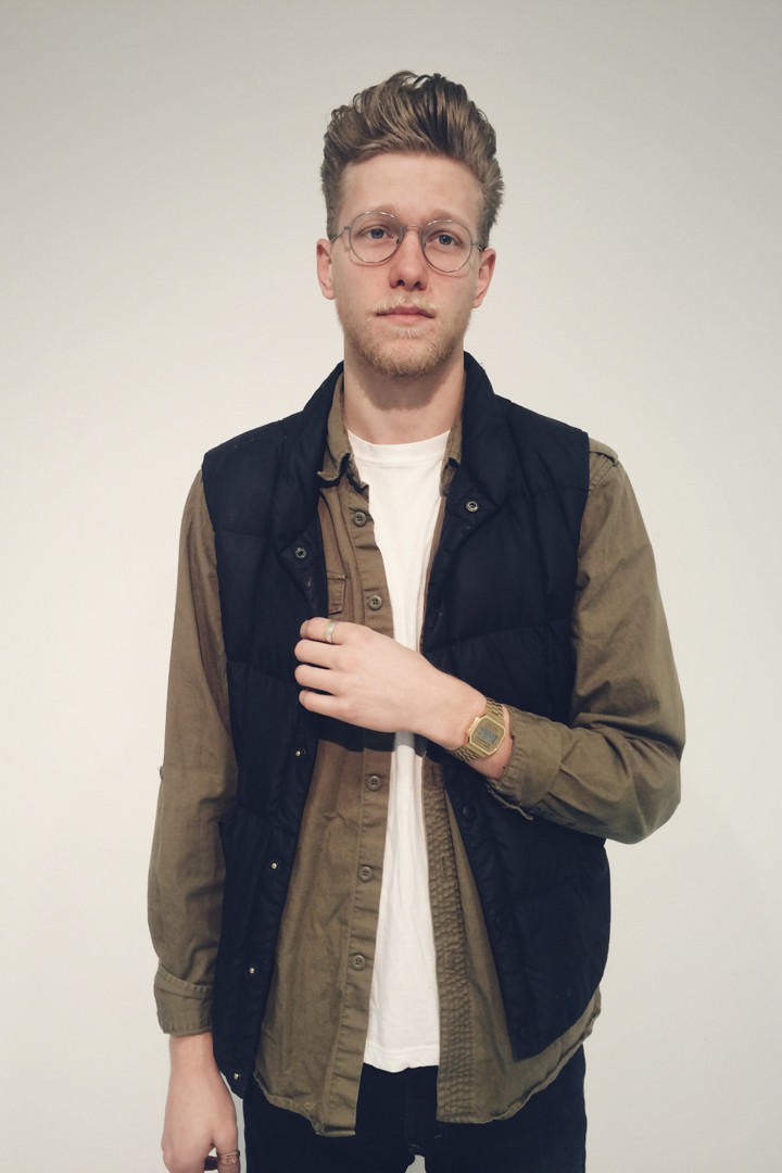 Casey Franklin, 21 Men (Forever 21), Aldo, Casio, Lands’ End, levi's, street style, Warby Parker
